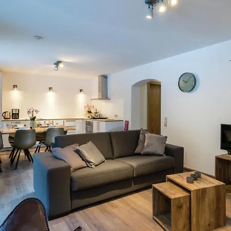 Quaint Chalet In Hinterglemm With Private Sauna