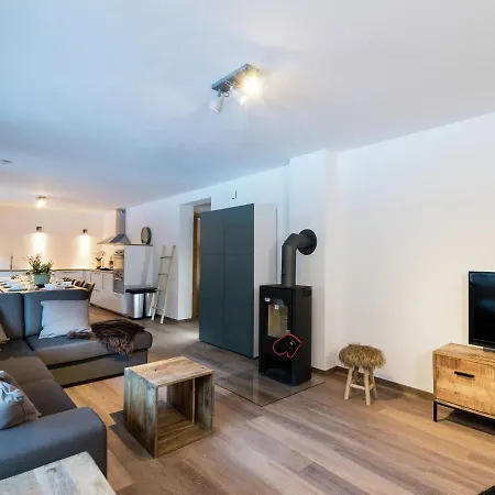 Quaint Chalet In Hinterglemm With Private Sauna