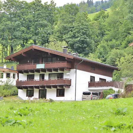 Quaint Chalet In Hinterglemm With Private Sauna * Saalbach-Hinterglemm